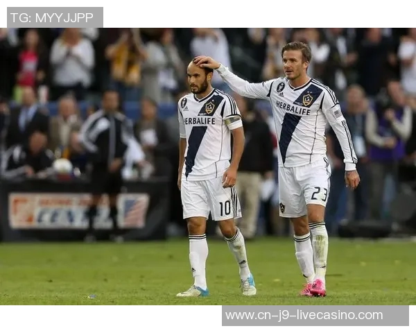 希腊足球的崛起与挑战探讨球队发展与国家荣誉的交织之路 希腊足球的崛起与挑战探讨球队发展与国家荣誉的交织之路